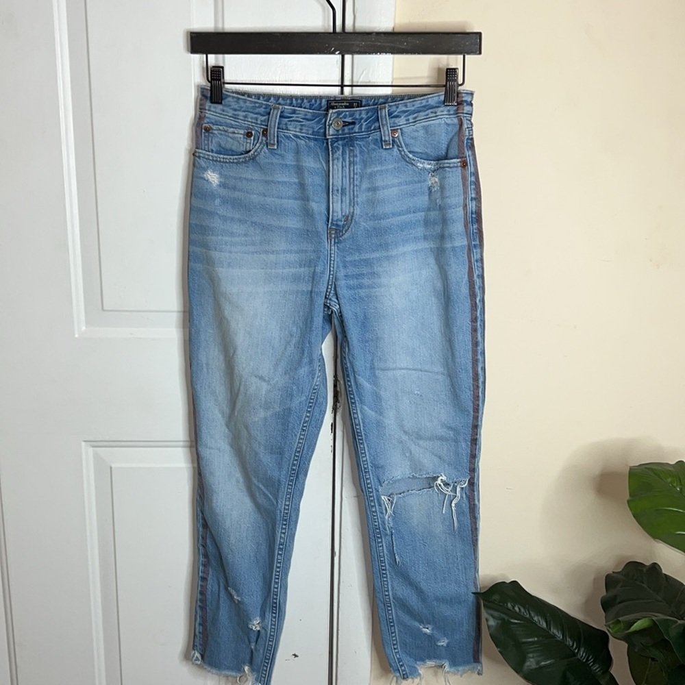 Abercrombie &‎ Fitch Annie High Rise Girlfriend Jean Size 27 - Picture 6 of 13